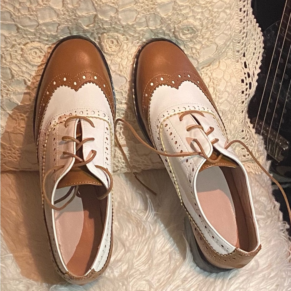 Women's Brown and White Oxford Shoes